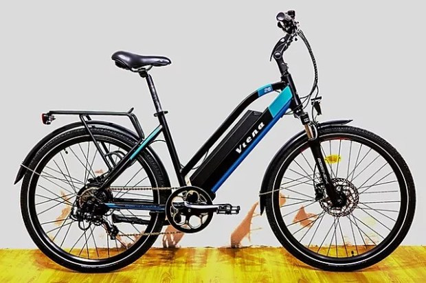 Retira o entrega tu coche de alquiler en los aeropuertos de el prat barcelona o reus. E Bike Rent Barcelona Alquiler Y Venta