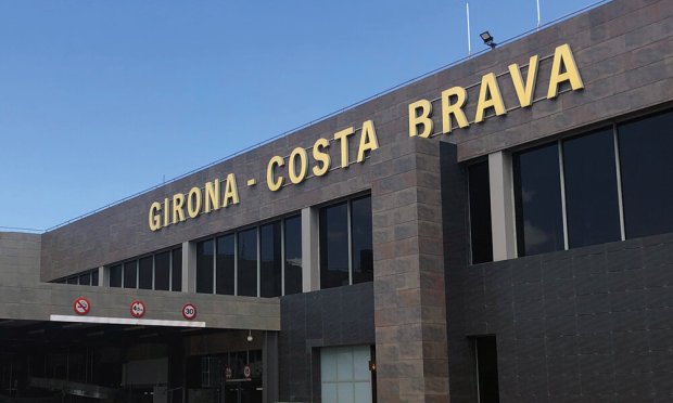 All the information about flights departures, arrivals, parking, services, map, car rental and . Girona Costa Brava Airport Callcarlos
