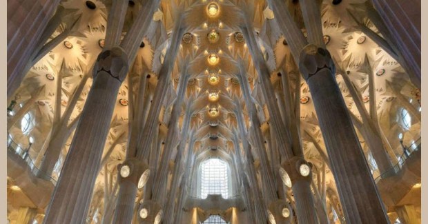Image Let's discover the must see of barcelona: Domvs Pvcelae Viaje Virtual Templo De La Sagrada Familia De Barcelona En 360Âº