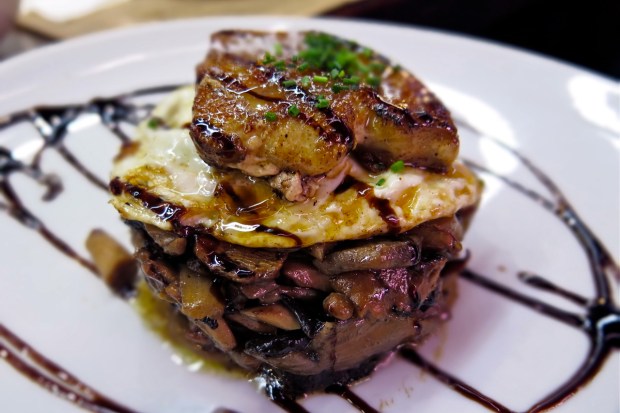 My name is falke and i'm a passionate travel & lifestyle blogger, adventure addict and . Foodie Review El Quim La Boqueria Barcelona Spain