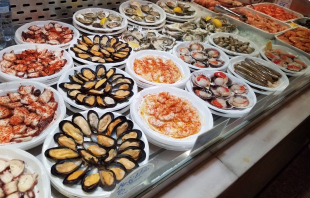 Our food tours in london are led by locals in the know, and feature delicious food, great stories and the chance to feed your curiosity! Devour Madrid Food Tours A Review Balanza And Beyond
