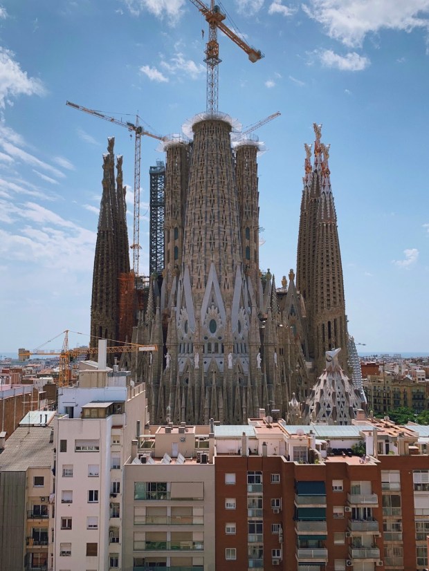 Read customer reviews, see the opening times and get map directions for sagrada familia. Barcelona The Almost Complete Tourist List Cathhalim Com