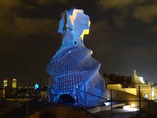 The mesmerising display of la pedrera: Gaudi S La Pedrera Night Or Day Stephanie Storey